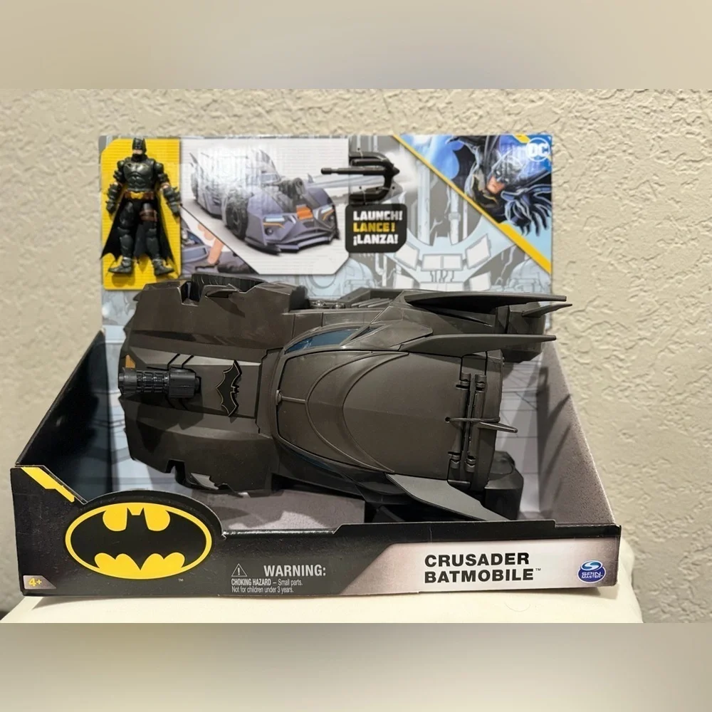 DC Comics: Crusader Batmobile Playset with Exclusive 4-inch Batman Figure New